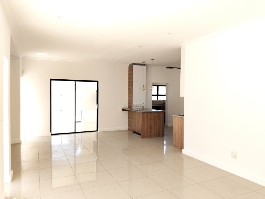 4 Bedroom Property for Sale in Parklands North Western Cape